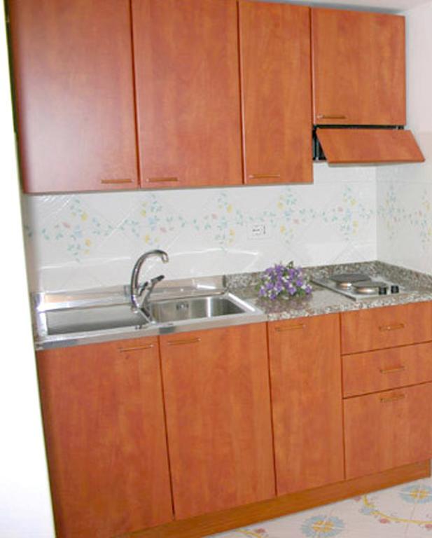Ludovica Apartment Type B Positano Chambre photo